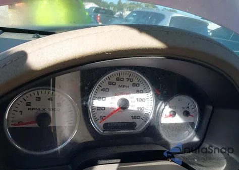 2005 Ford F-150 из США, поврежденный, VIN 1FTPW14555KE85563